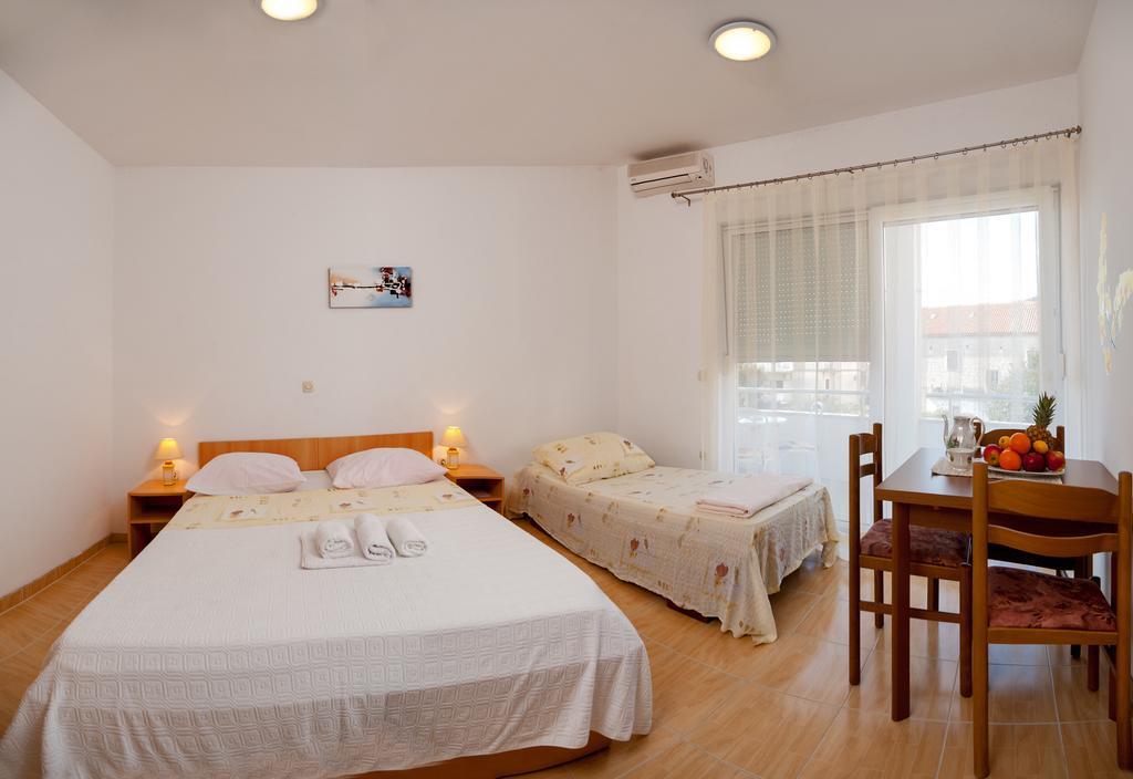 House Marta Baška Voda Quarto foto