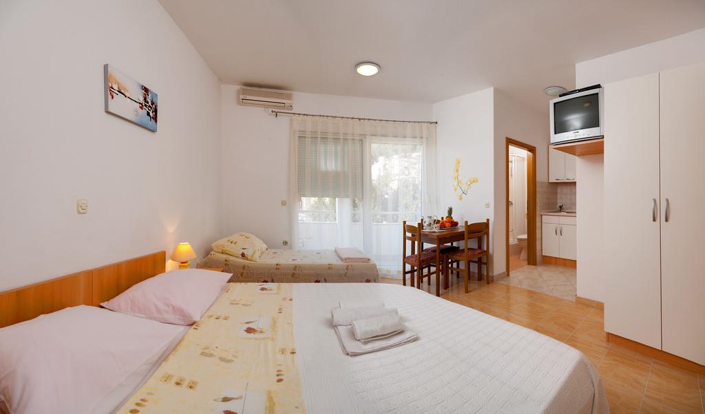 House Marta Baška Voda Quarto foto