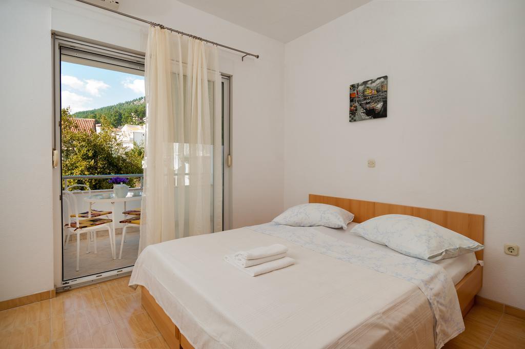 House Marta Baška Voda Quarto foto