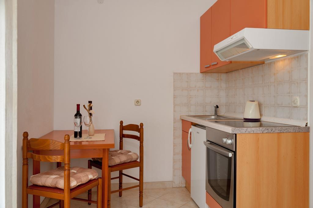 House Marta Baška Voda Quarto foto