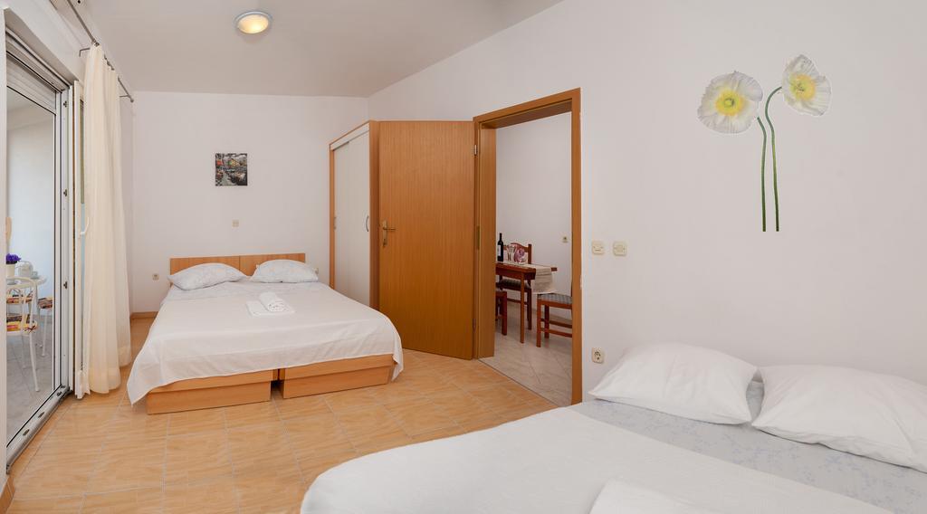 House Marta Baška Voda Quarto foto